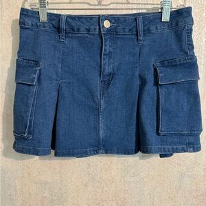 Windsor Blue Cargo Mini Skirt, Sz Med, Cute for Concerts